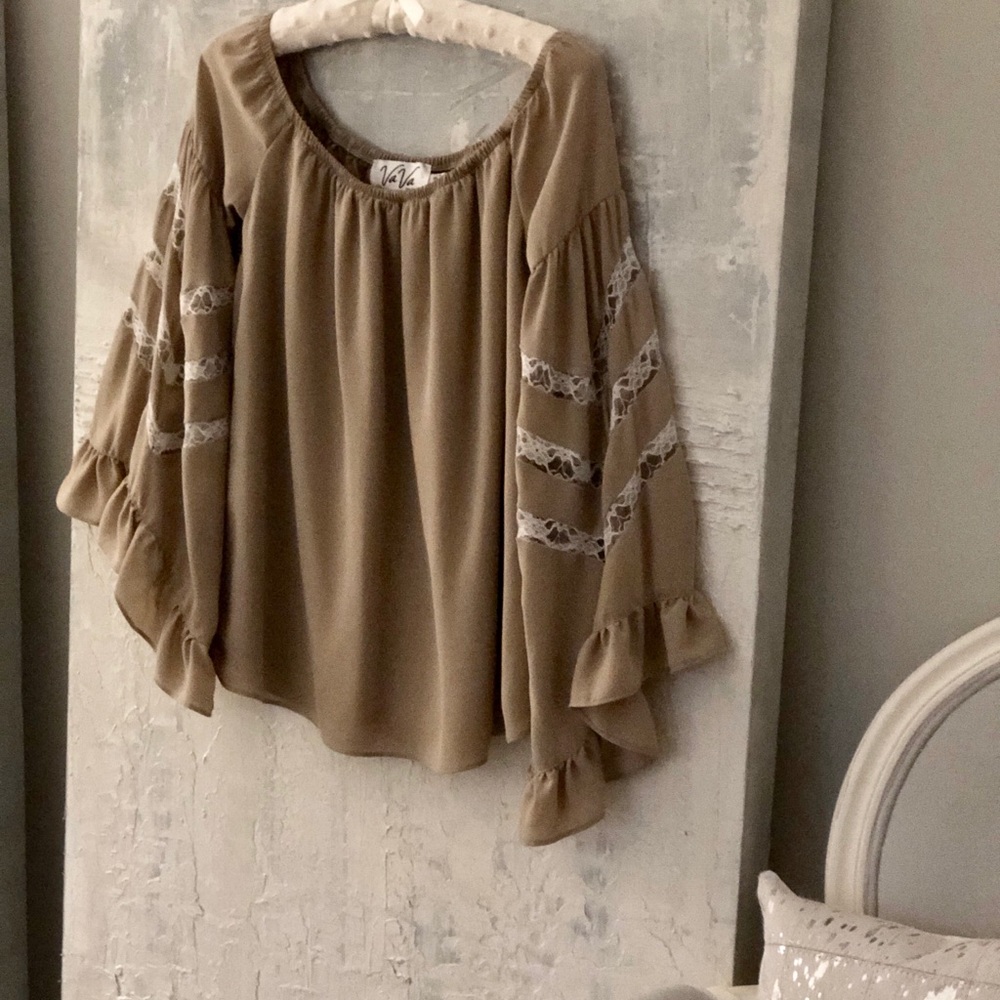 Tan Flowy Long Sleeve Top by VaVa by Joy Han